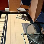 цар калоян Проживание в семье *