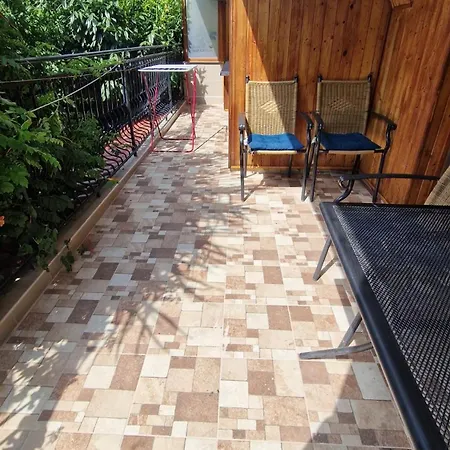 цар калоян Проживание в семье Приморско